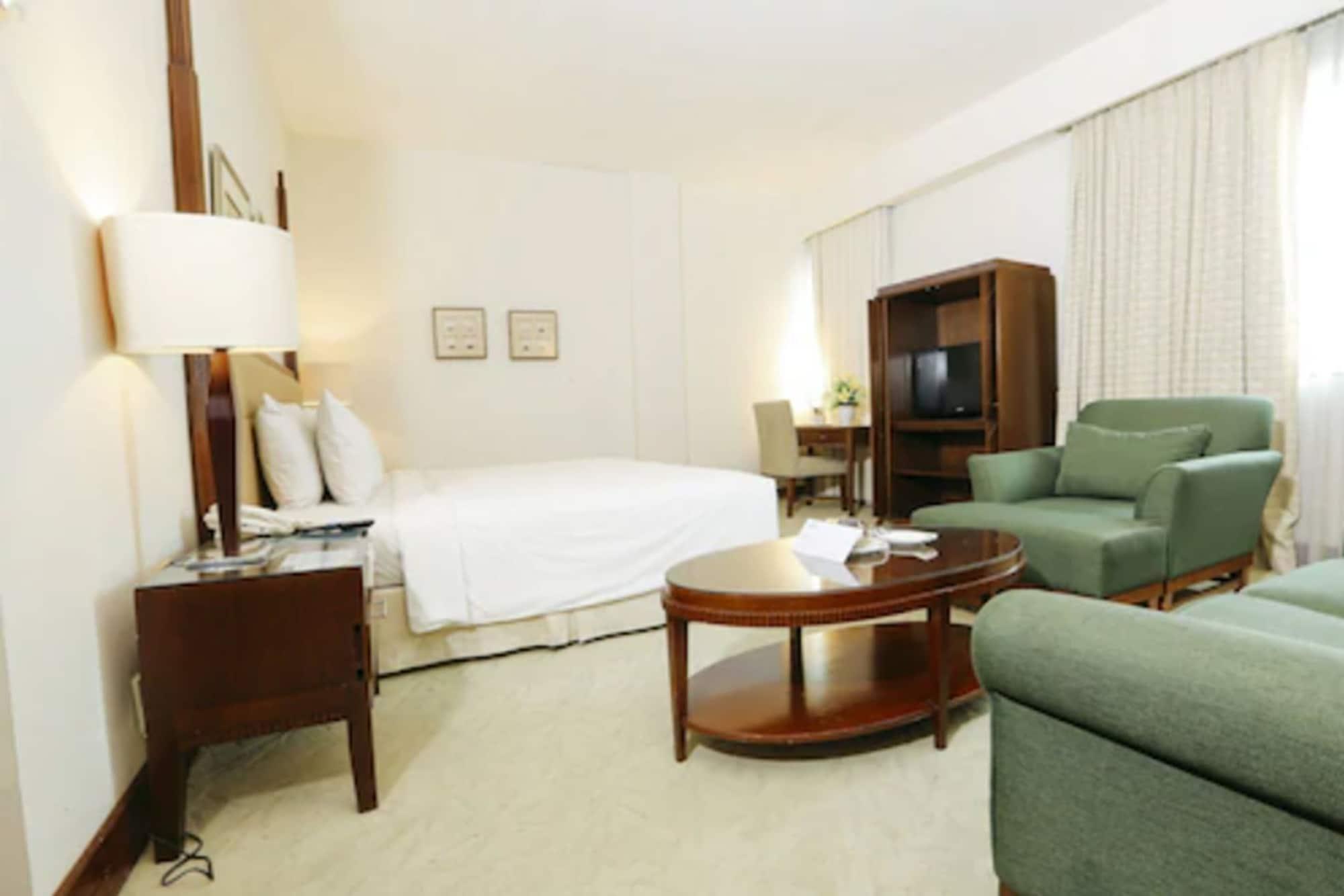 Hotel Santika Pontianak Kültér fotó