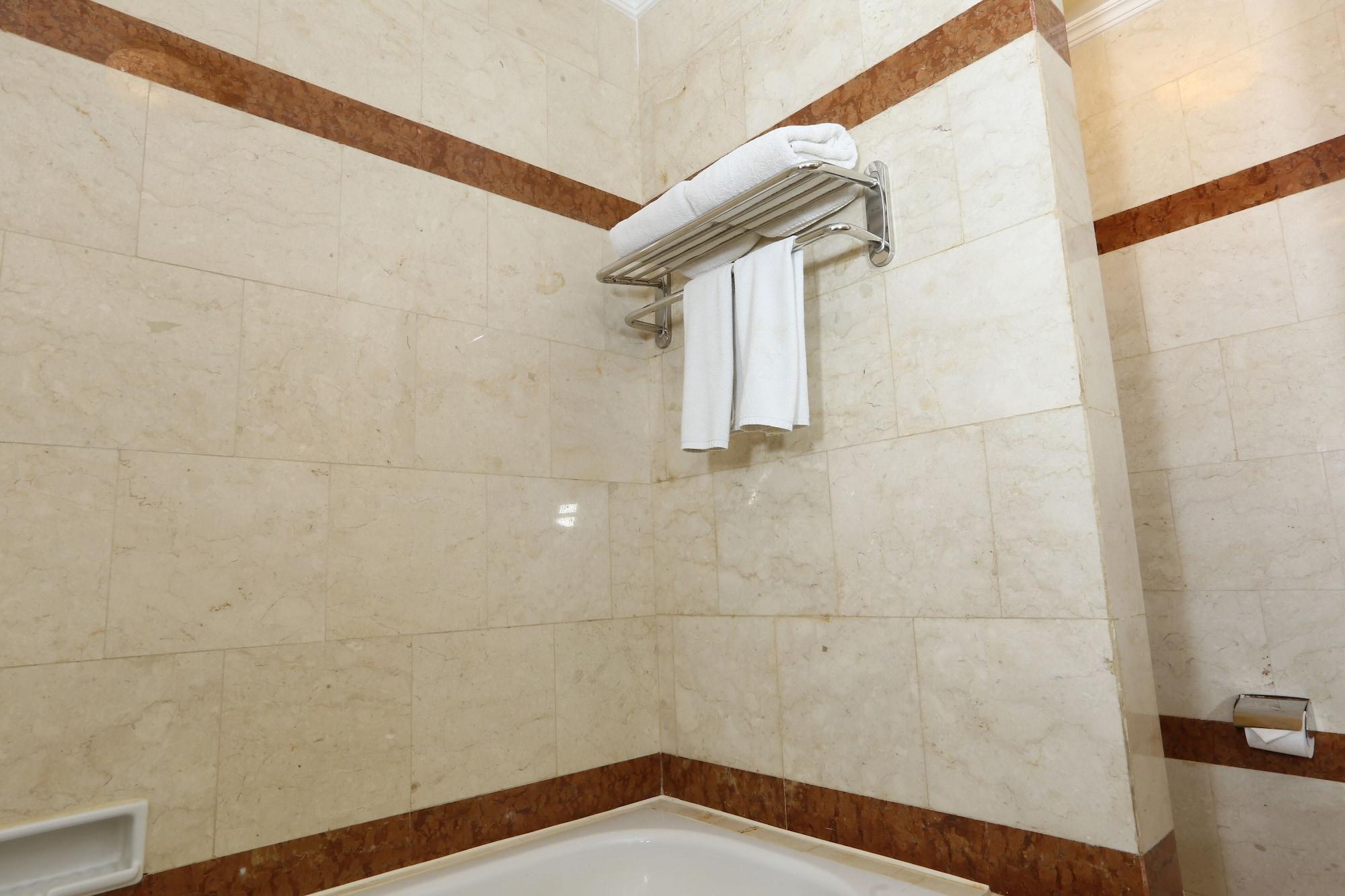 Hotel Santika Pontianak Kültér fotó