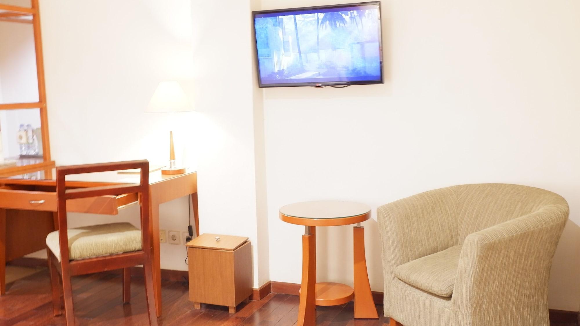 Hotel Santika Pontianak Kültér fotó