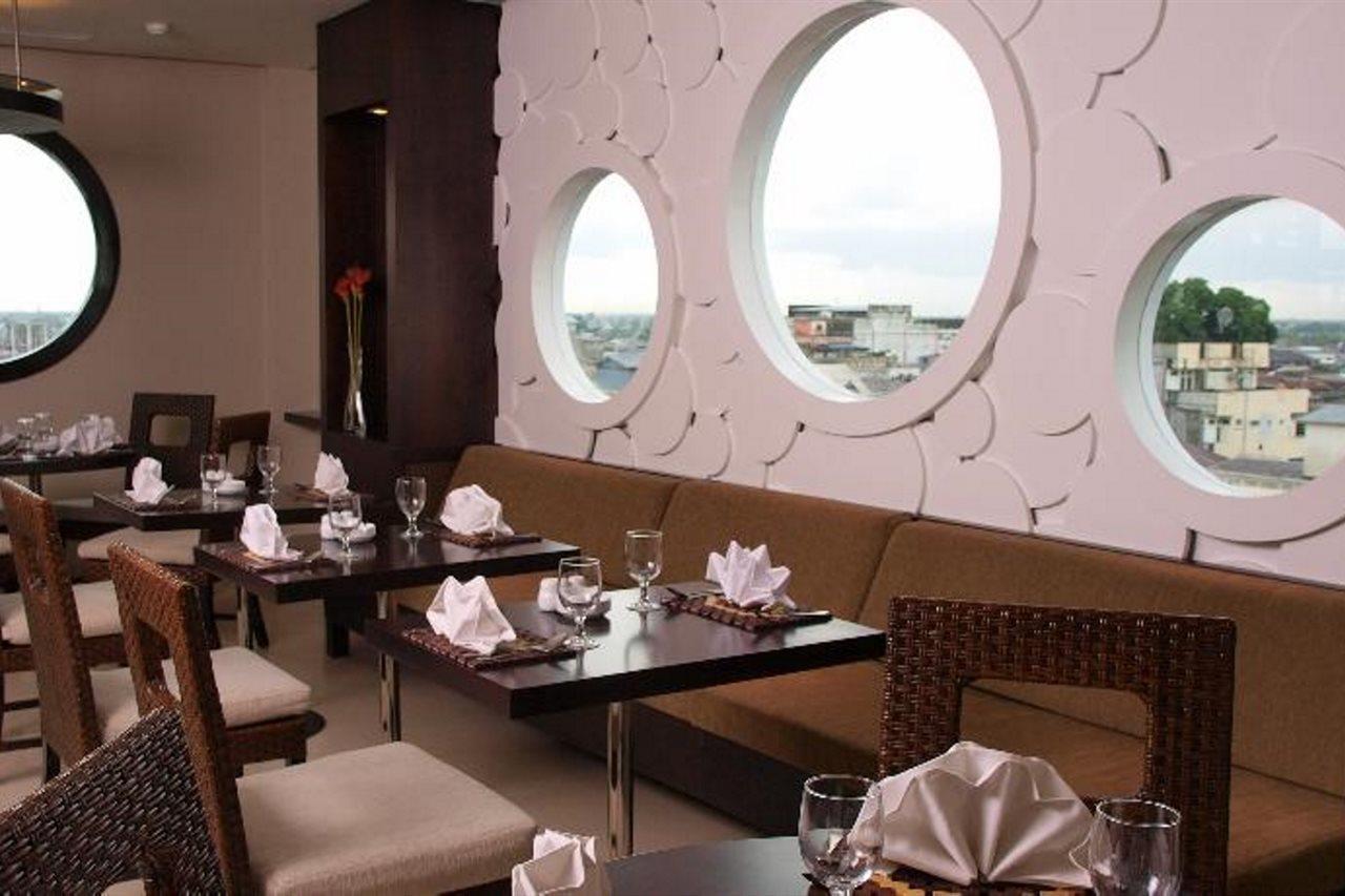 Hotel Santika Pontianak Kültér fotó